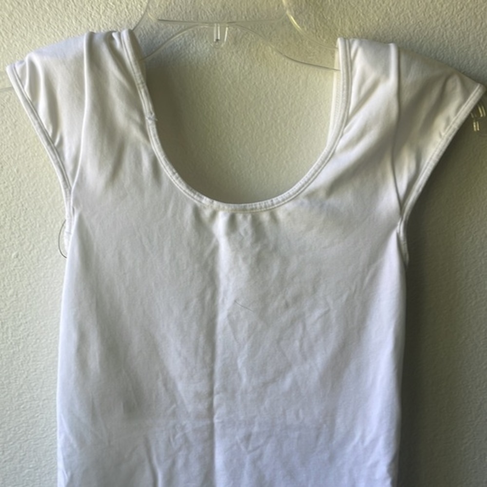 BCBGMaxAzria top with built-in bra and shoulder pads XS or Small - Picture 6 of 11